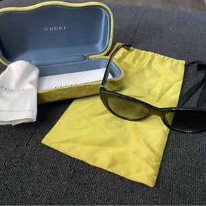 Gucci Cat eye glasses